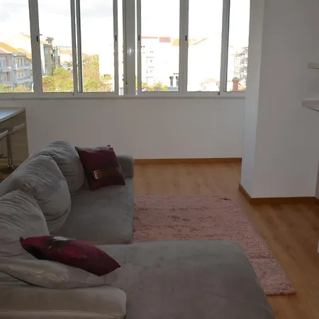 M&H Loft - Apartamento T2 Em Setúbal Esterno foto