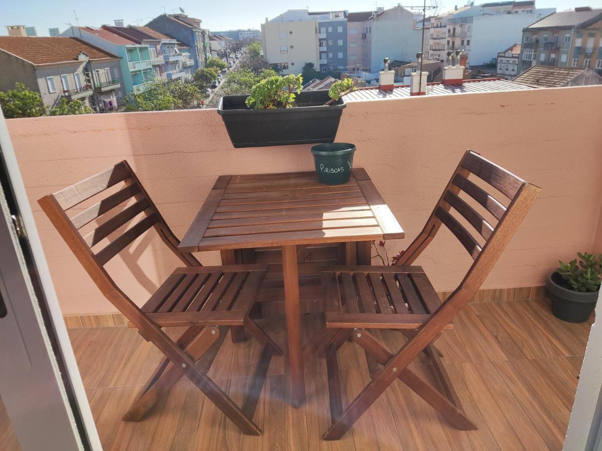 Apartment M&h Loft - T2 Em Setubal